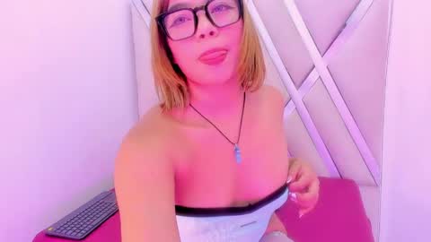 Snapshot of cataleya_bianchi chatting on April 2026 11:24:02 PM Cataleya online show from April 2026 11:24:02 PM