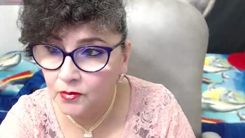 Snapshot of cataleya_mom_ chatting on February 2025 01:02:02 AM cataleya online show from February 2025 01:02:02 AM