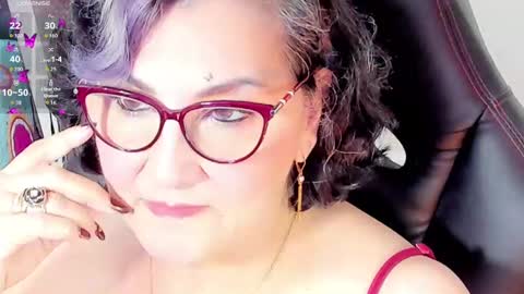 Snapshot of cataleya_mom_ chatting on September 2025 03:30:02 AM cataleya online show from September 2025 03:30:02 AM