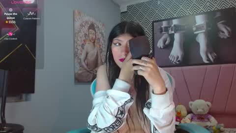 Snapshot of catalina_herrera2 chatting on September 2025 05:51:02 AM CATLINA HERRERA online show from September 2025 05:51:02 AM