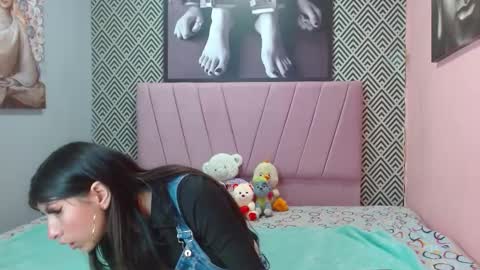 Snapshot of catalina_herrera2 chatting on September 2025 09:36:01 PM CATLINA HERRERA online show from September 2025 09:36:01 PM