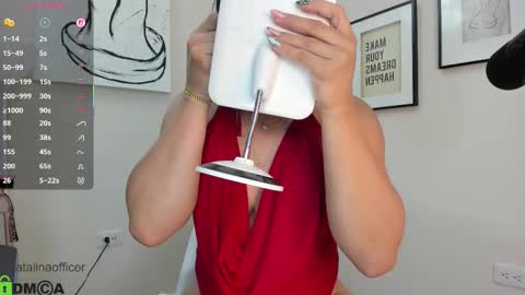 Catalina Howard Aragon online show from November 2025 10:54:01 AM