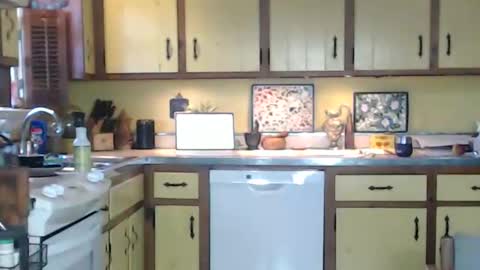 Snapshot of catalystic chatting on October 2025 08:51:01 PM CATALYSTIC online show from October 2025 08:51:01 PM