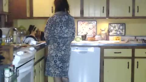 Snapshot of catalystic chatting on November 2025 10:21:02 PM CATALYSTIC online show from November 2025 10:21:02 PM