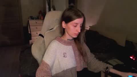 Snapshot of cath_dysphoria_ chatting on September 2025 07:48:01 PM CATH online show from September 2025 07:48:01 PM