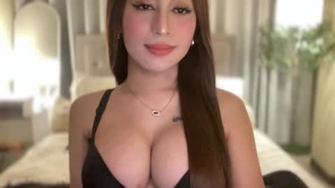 Snapshot of cathalina_goddess chatting on October 2025 09:32:02 PM cathalina harake online show from October 2025 09:32:02 PM