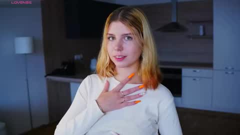 Katrin online show from October 2025 04:37:01 AM