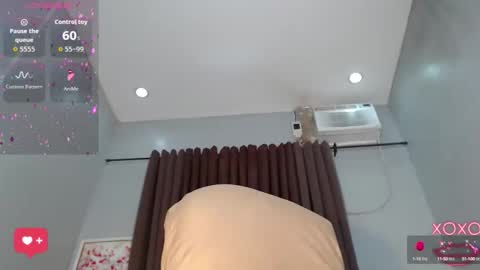 Snapshot of catherine_louise chatting on October 2025 02:01:02 AM cath online show from October 2025 02:01:02 AM