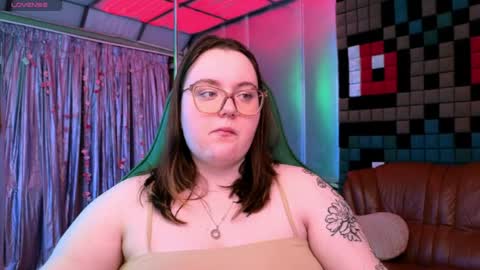 Snapshot of catherineclaire chatting on May 2026 04:35:01 PM catherineclaire online show from May 2026 04:35:01 PM