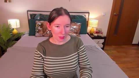 Catrin online show from March 2026 03:32:01 AM