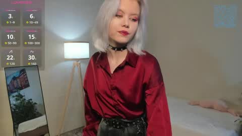 Mia online show from April 2026 11:03:02 AM