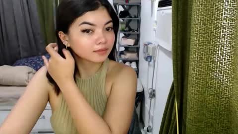 Snapshot of cathy_lyn chatting on May 2026 11:50:01 PM cathy_lyn online show from May 2026 11:50:01 PM