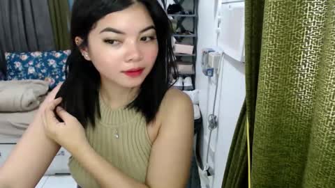Snapshot of cathy_lyn chatting on June 2026 12:34:02 AM cathy_lyn online show from June 2026 12:34:02 AM