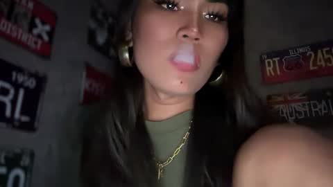 Snapshot of cathy_sanches chatting on December 2024 02:21:01 PM cathy online show from December 2024 02:21:01 PM