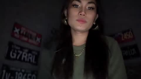 Snapshot of cathy_sanches chatting on January 2025 01:17:01 PM cathy online show from January 2025 01:17:01 PM