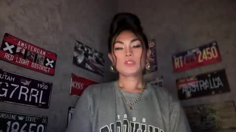 Snapshot of cathy_sanches chatting on February 2025 12:48:01 PM cathy online show from February 2025 12:48:01 PM