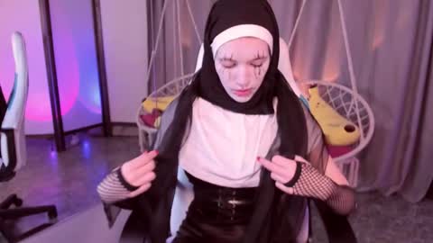 Snapshot of cathybarnes chatting on October 2025 04:26:01 AM cathybarnes online show from October 2025 04:26:01 AM