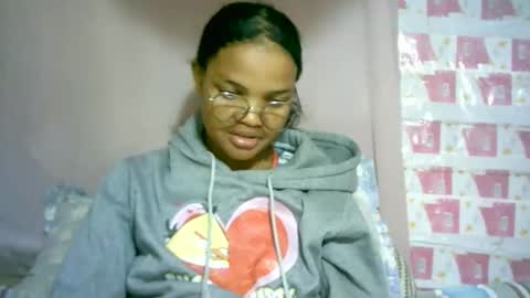 Snapshot of cathyxlisa chatting on May 2026 09:39:02 AM CathyXLisa online show from May 2026 09:39:02 AM