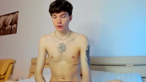Tobi Den online show from October 2025 08:56:01 AM