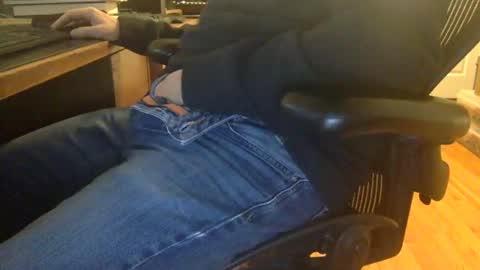 Snapshot of catmandoo21001 chatting on December 2024 09:52:01 PM catmandoo21001 online show from December 2024 09:52:01 PM