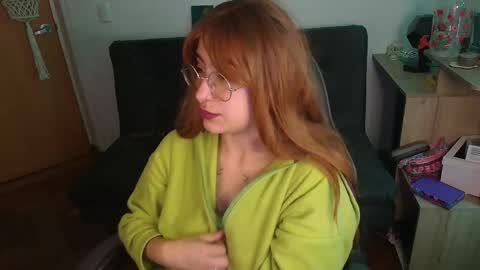 Snapshot of catsito chatting on November 2025 09:37:02 PM im MIA -Independent Model MY OF is catsito3 online show from November 2025 09:37:02 PM