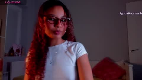 Snapshot of cattaleya_russ chatting on December 2024 04:40:01 AM catta 3 online show from December 2024 04:40:01 AM