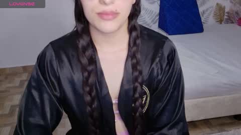 Cattleya online show from March 2026 08:02:02 PM