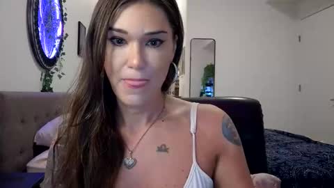 Snapshot of cayla_ chatting on November 2025 01:15:01 AM Cayla online show from November 2025 01:15:01 AM