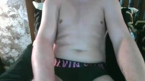 Snapshot of cb94x chatting on November 2025 10:43:02 AM CB94x online show from November 2025 10:43:02 AM