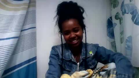 cclanioo online show from May 2026 06:05:01 PM