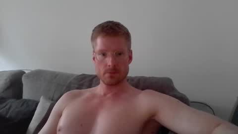 Snapshot of ccloser87 chatting on May 2026 06:25:01 PM ccloser87 online show from May 2026 06:25:01 PM