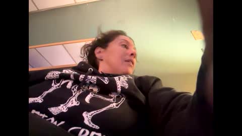 Snapshot of cece_vibez chatting on November 2025 03:30:02 AM cece_vibez online show from November 2025 03:30:02 AM