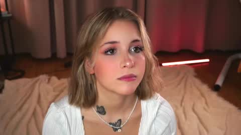 Snapshot of ceceliapidcock chatting on June 2026 07:39:01 PM Lina online show from June 2026 07:39:01 PM