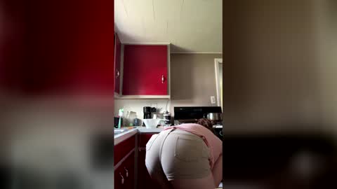 cecerose813 online show from April 2026 10:15:02 PM