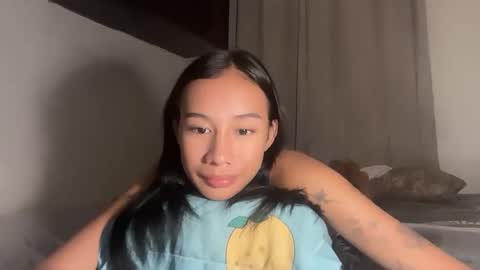 Snapshot of celest_petite chatting on February 2026 01:51:02 PM Celestiana online show from February 2026 01:51:02 PM