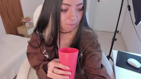 Snapshot of celeste_belmontt chatting on July 2026 05:31:02 AM Celeste online show from July 2026 05:31:02 AM