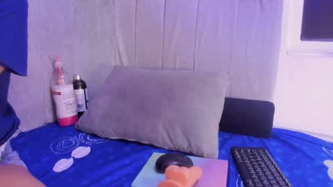 celeste_jhons1 online show from November 2025 08:10:01 PM