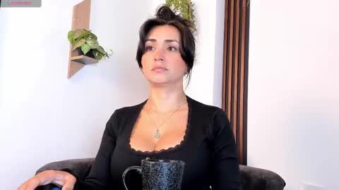     online show from September 2025 09:59:02 PM