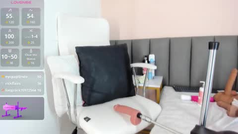 Snapshot of celeste_smmith_ chatting on March 2025 06:28:02 AM celeste_smmith_ online show from March 2025 06:28:02 AM