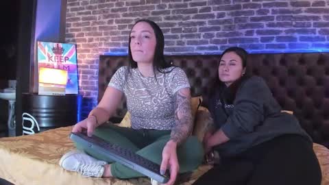 celeste_starsss online show from February 2025 02:41:01 AM