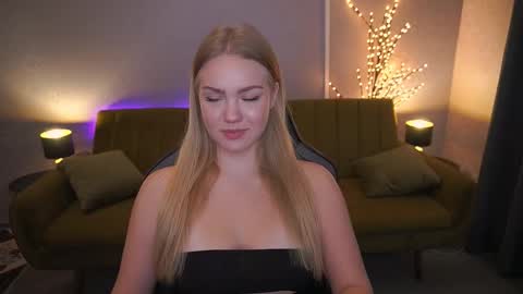 celestenoirr online show from October 2025 06:42:02 AM