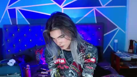 Snapshot of celesteswett chatting on October 2025 10:55:02 PM I am Valentinn online show from October 2025 10:55:02 PM