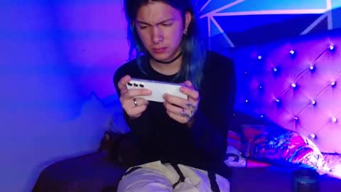 I am Valentinn online show from November 2025 08:35:02 AM