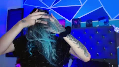 I am Valentinn online show from November 2025 04:06:01 PM