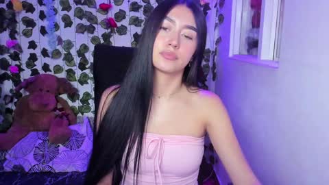 Snapshot of celestinepurple chatting on December 2024 11:14:02 PM Celestineeeeee online show from December 2024 11:14:02 PM