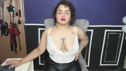       online show from December 2025 11:04:02 AM