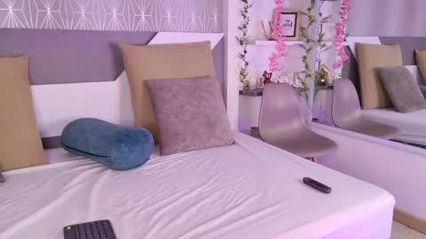 Celine online show from November 2025 04:17:01 PM