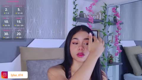 Celine online show from November 2025 03:25:01 PM