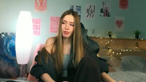 my name is Eva online show from January 2026 07:40:01 PM