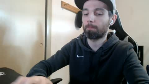cha_cha_chillin online show from June 2026 05:40:02 PM